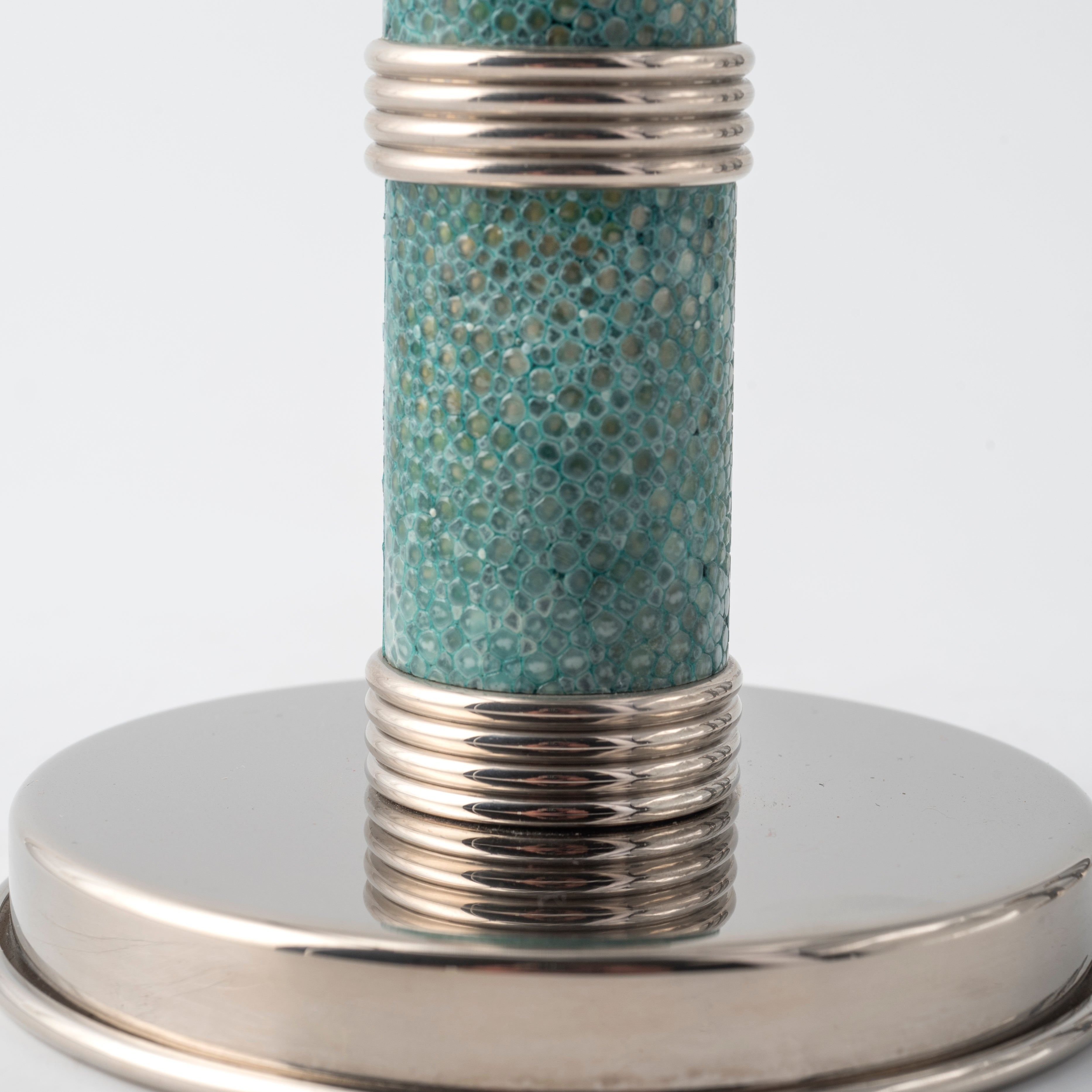 Candeliere in shagreen verde smeraldo - Collezione Galucharme di Nino Basso