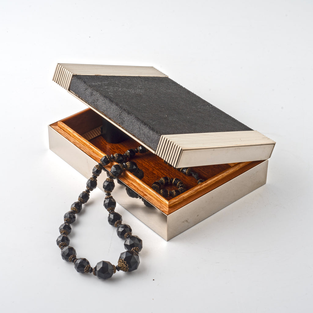 Scatola d'arredo Galucharme Black in pelle di squalo - Design Nino Basso