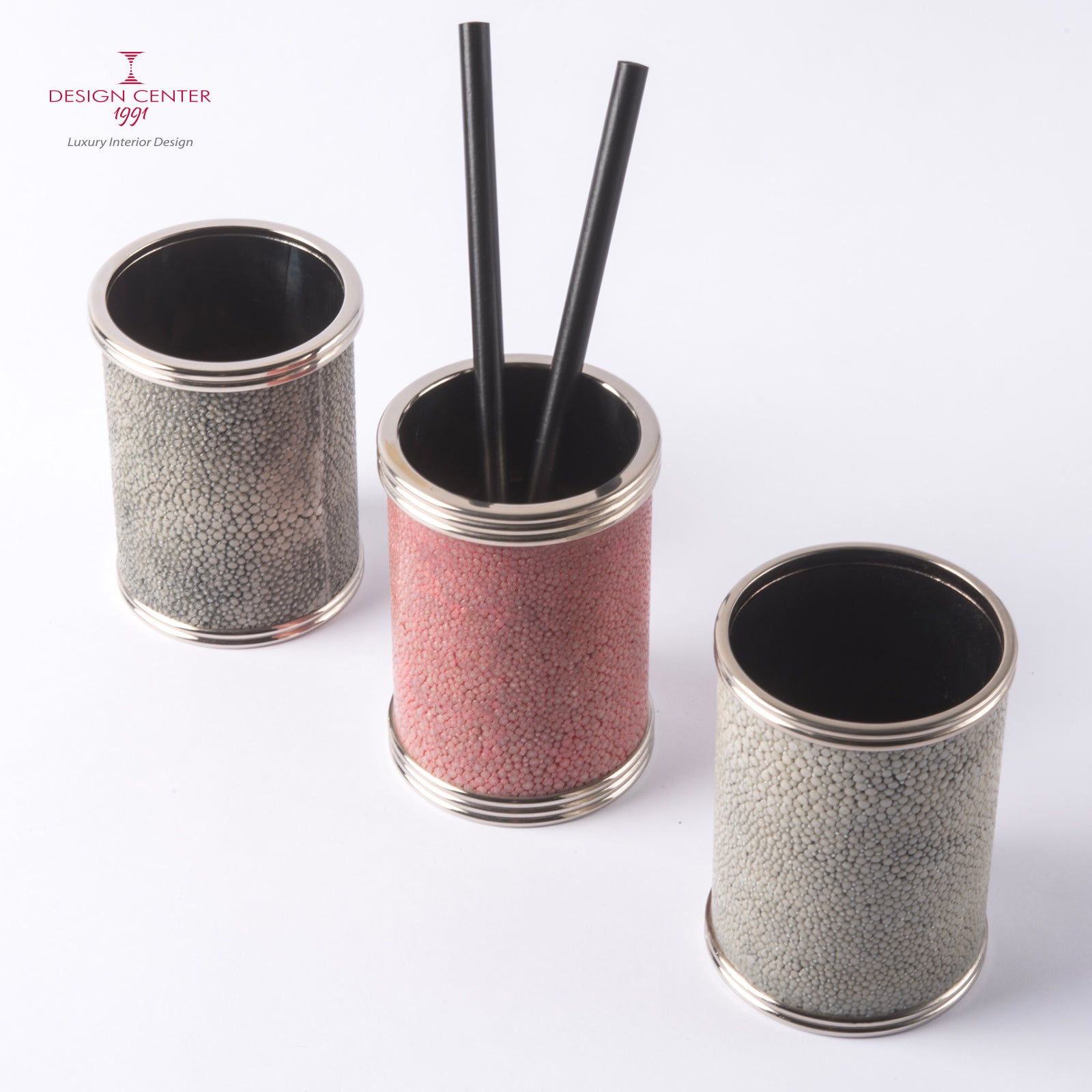 Portapenne in  pelle shagreen rosa-corallo - Collezione Galucharme