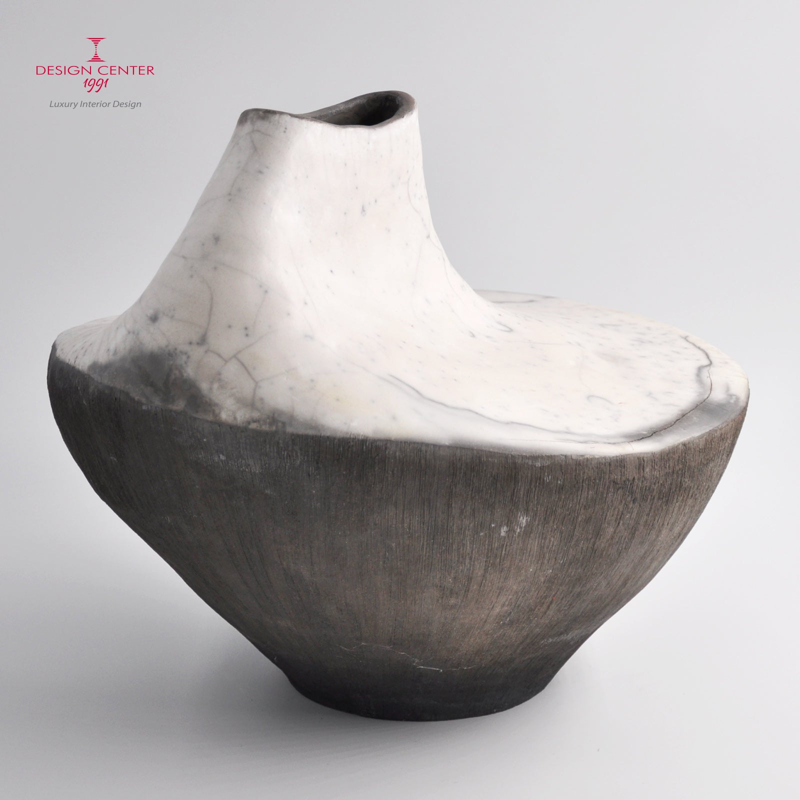 CARLOTTA - Vaso scultura in ceramica raku - Pezzo unico di Nino Basso