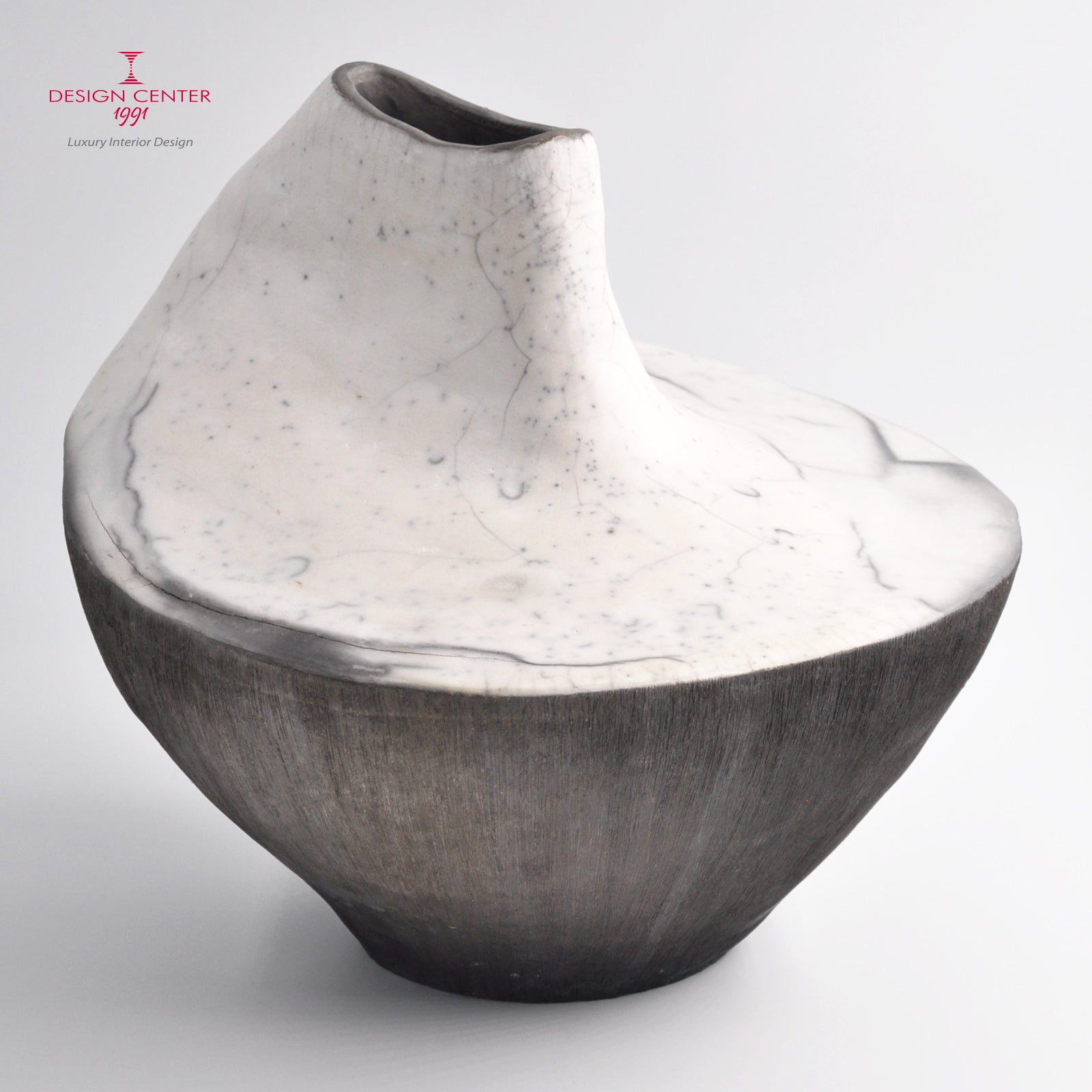 CARLOTTA - Vaso scultura in ceramica raku - Pezzo unico di Nino Basso