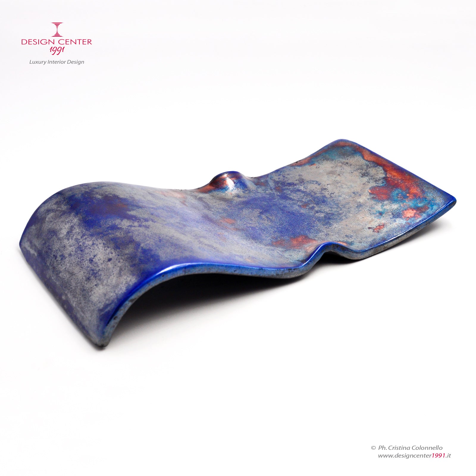 ONDA PICCOLA BLU ARGENTATO - Piatto decorativo  in Raku  - Pezzo unico di Nino Basso