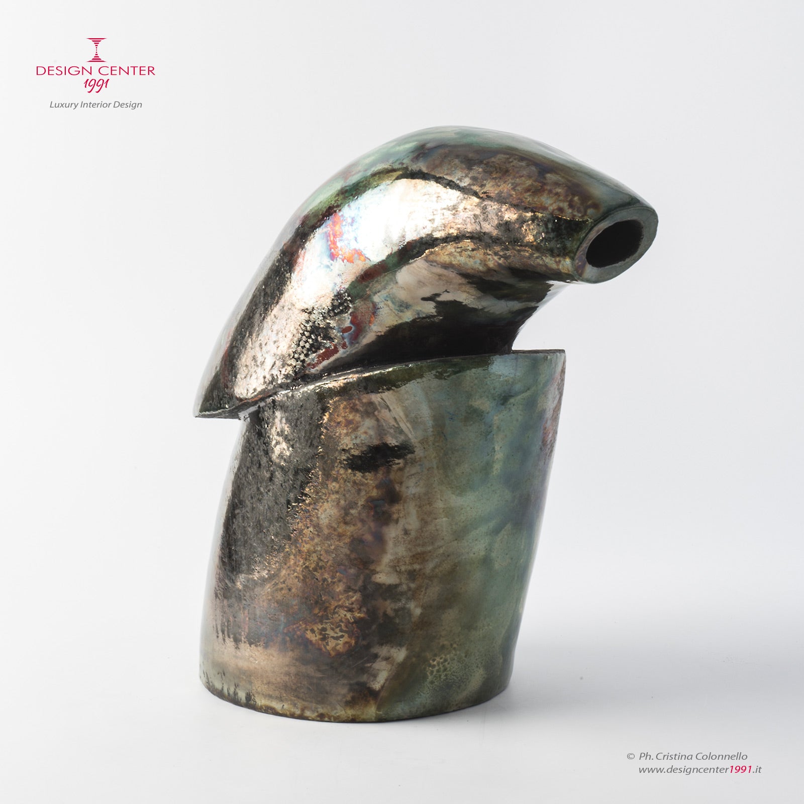 KEIRA - Scultura da tavolo in ceramica Raku - Pezzo unico di Nino Basso