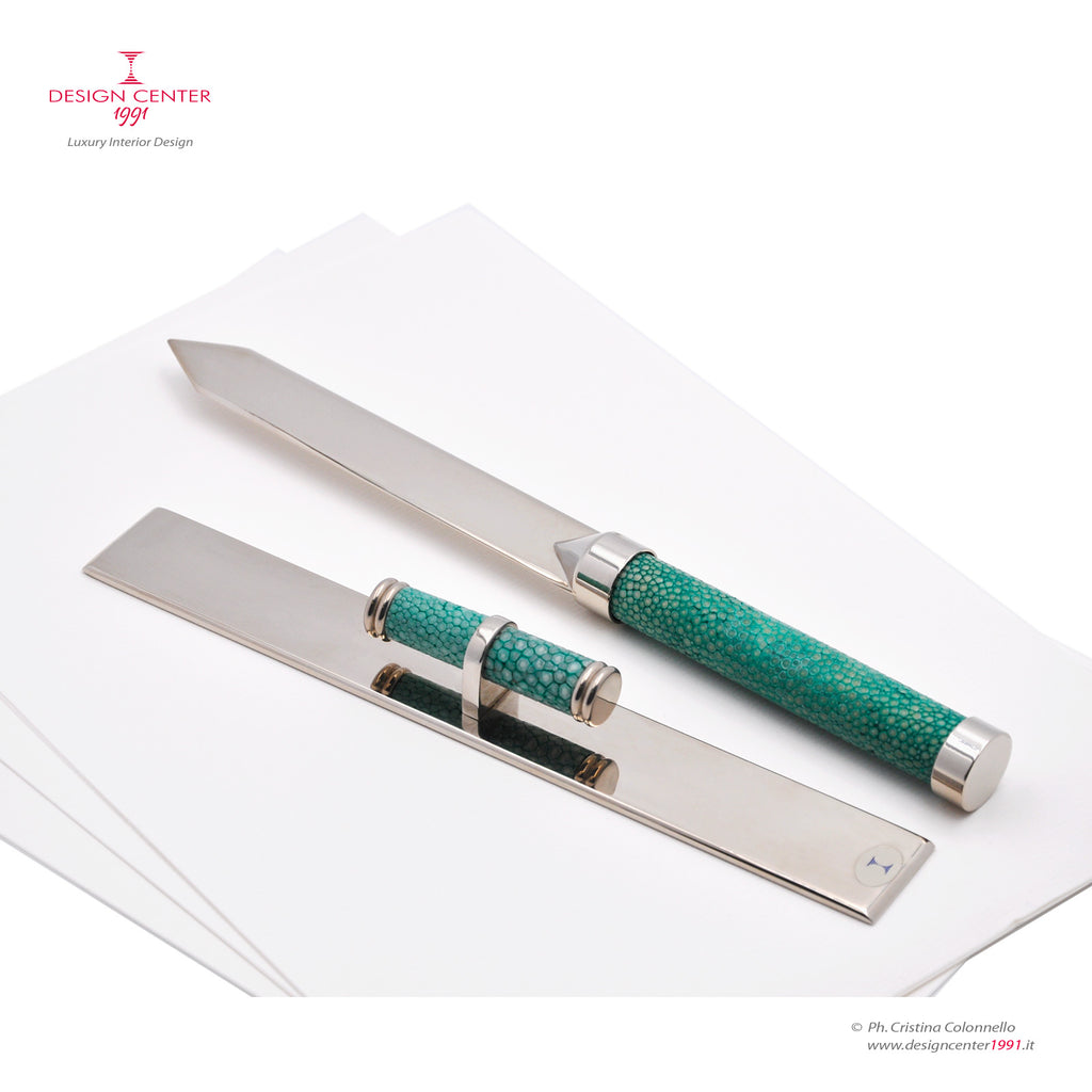 Set tagliacarte e righello in pelle shagreen verde smeraldo - Collezione Galucharme