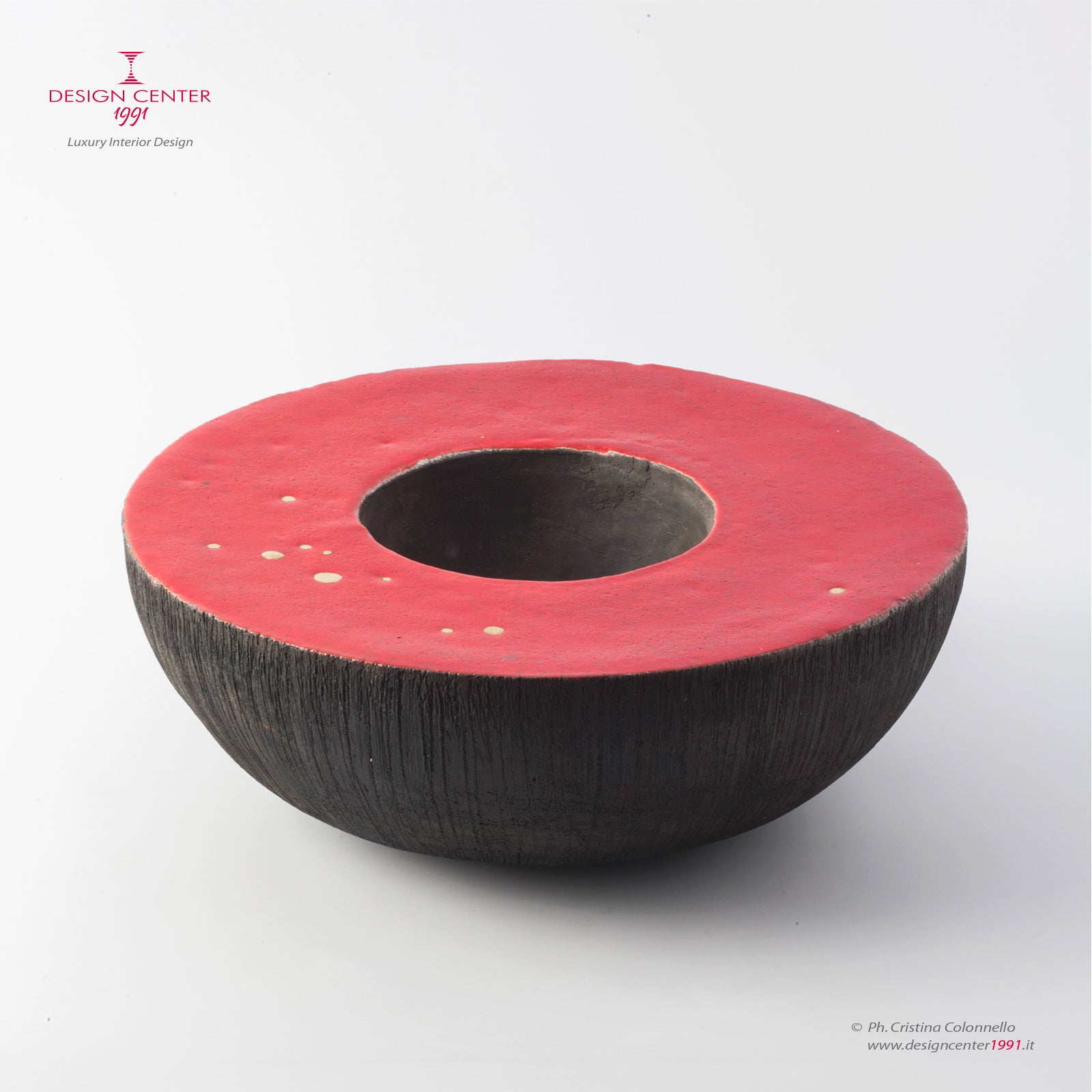 SERENATA IN ROSSO E NERO - Vaso scultura in ceramica Raku - Pezzo unico di Nino Basso